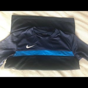 Nike dry wick shirt